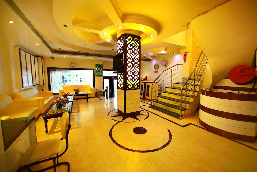 Treebo Paras International Delhi  Ngoại thất bức ảnh