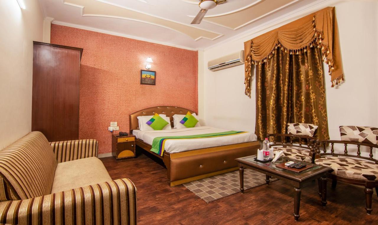 Treebo Paras International Delhi  Ngoại thất bức ảnh