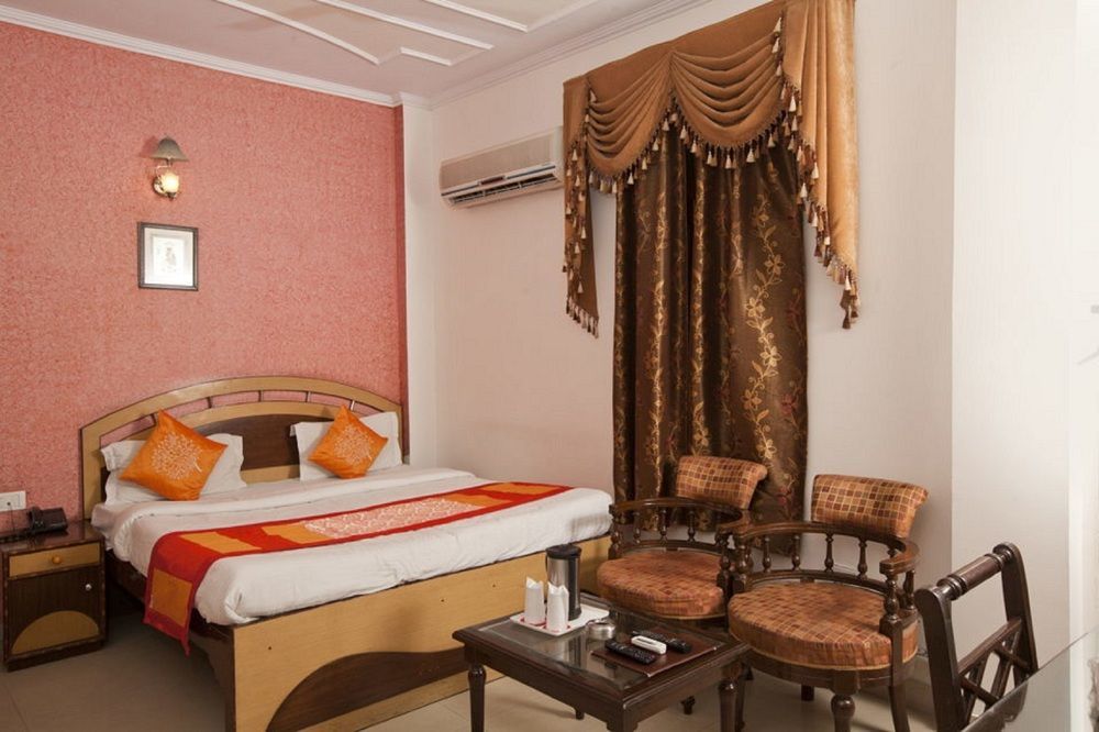 Treebo Paras International Delhi  Ngoại thất bức ảnh