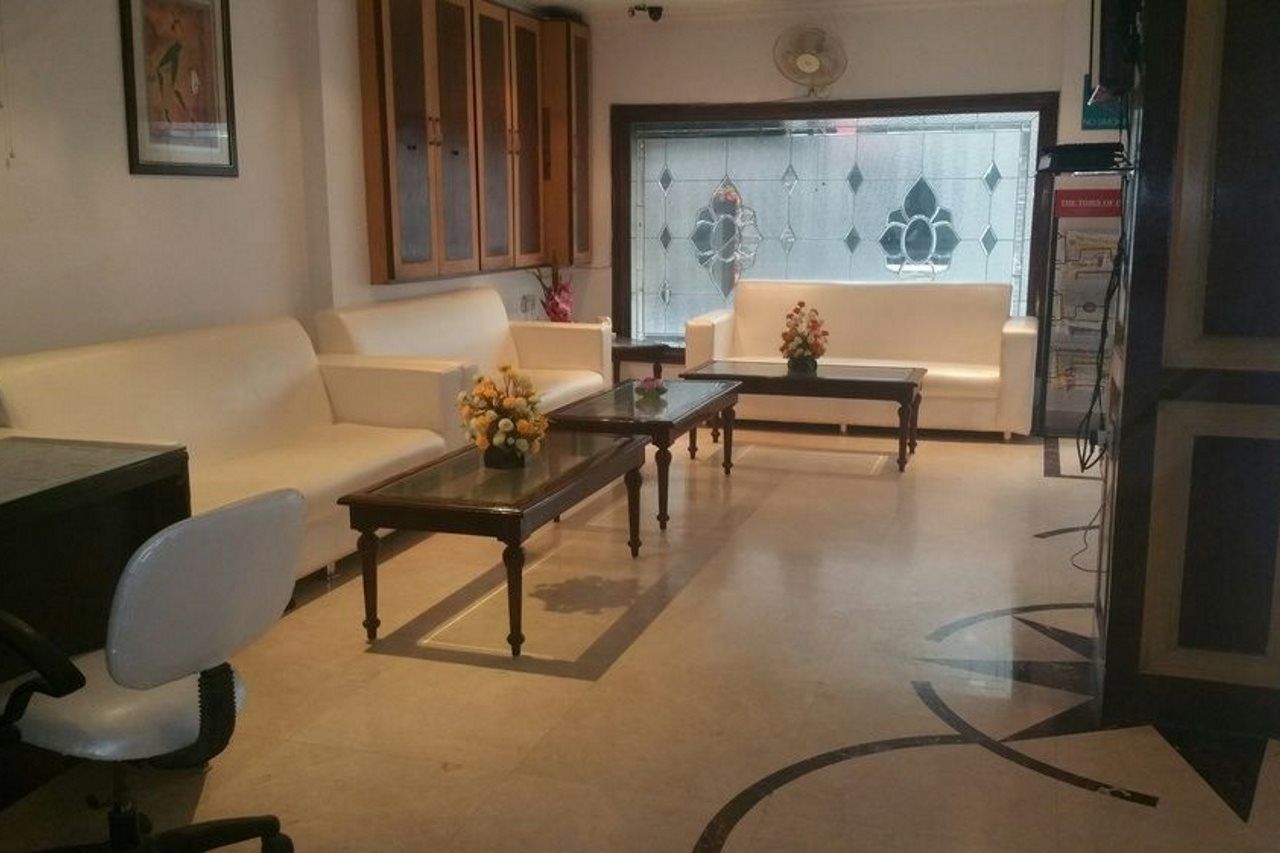 Treebo Paras International Delhi  Ngoại thất bức ảnh